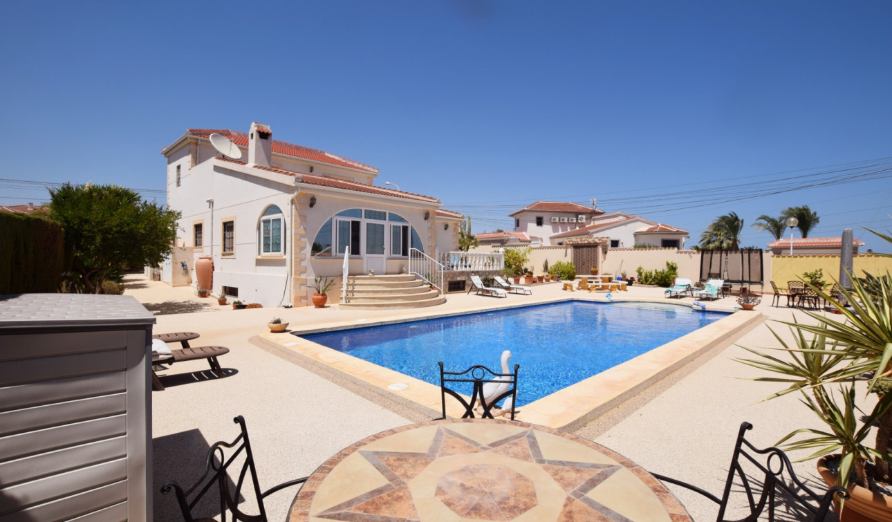 Resale - Detached Villa - Ciudad Quesada - Central Quesada