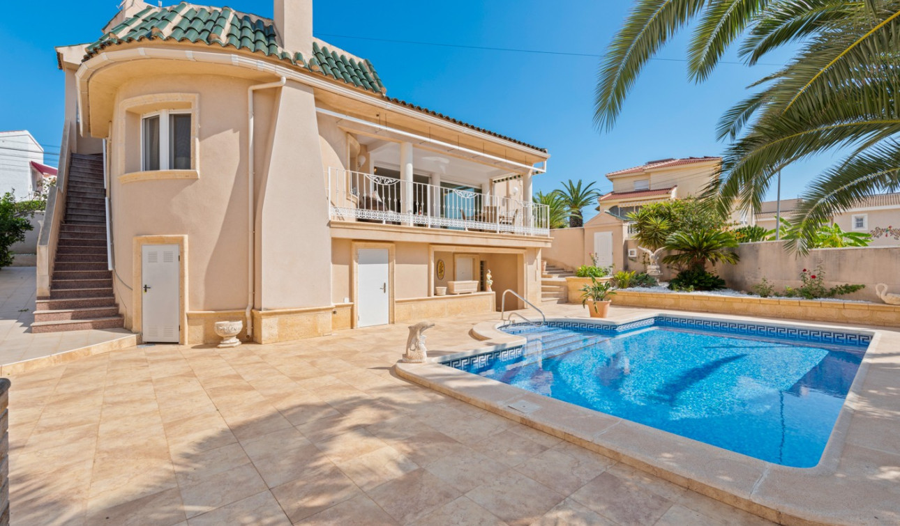 Resale - Detached Villa - Ciudad Quesada - Central Quesada