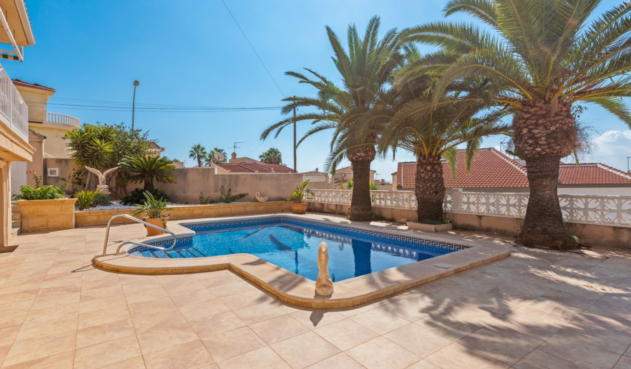 Resale - Detached Villa - Ciudad Quesada - Central Quesada