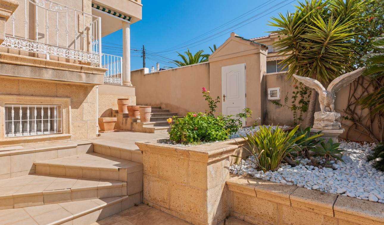 Resale - Detached Villa - Ciudad Quesada - Central Quesada