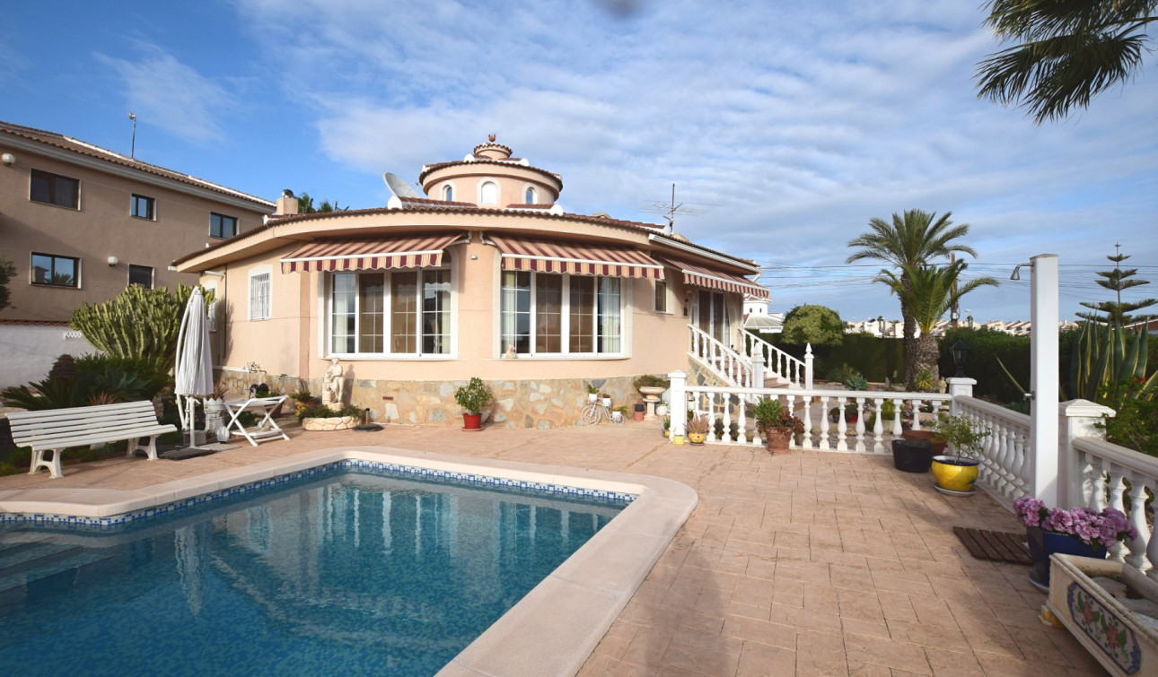 Resale - Detached Villa - Ciudad Quesada - Central Quesada