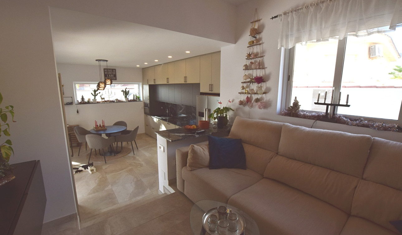 Resale - Detached Villa - Ciudad Quesada - Central Quesada