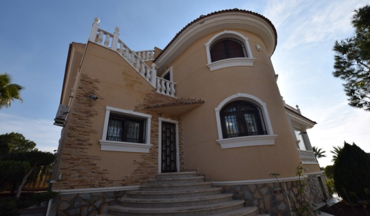 Resale - Detached Villa - Ciudad Quesada - La Fiesta