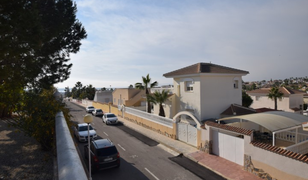 Resale - Detached Villa - Ciudad Quesada - La Fiesta