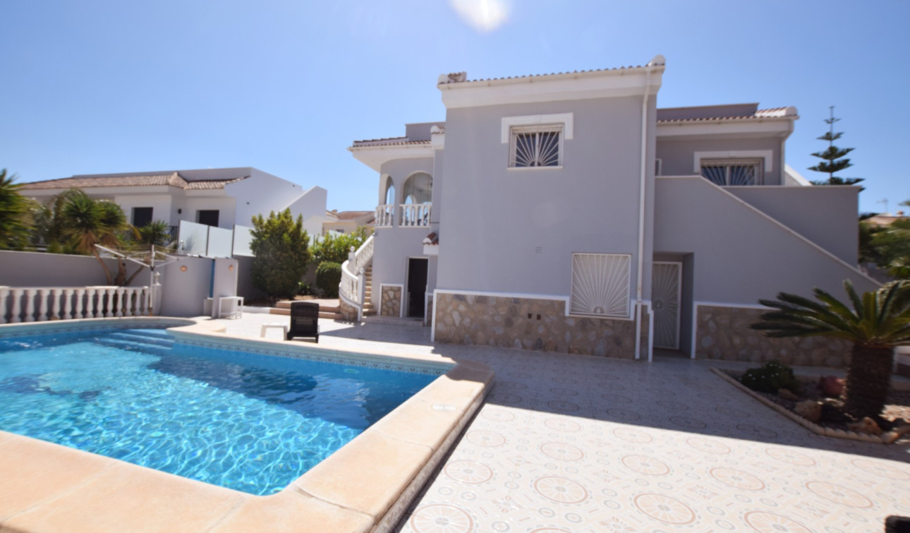 Resale - Detached Villa - Ciudad Quesada - La Fiesta