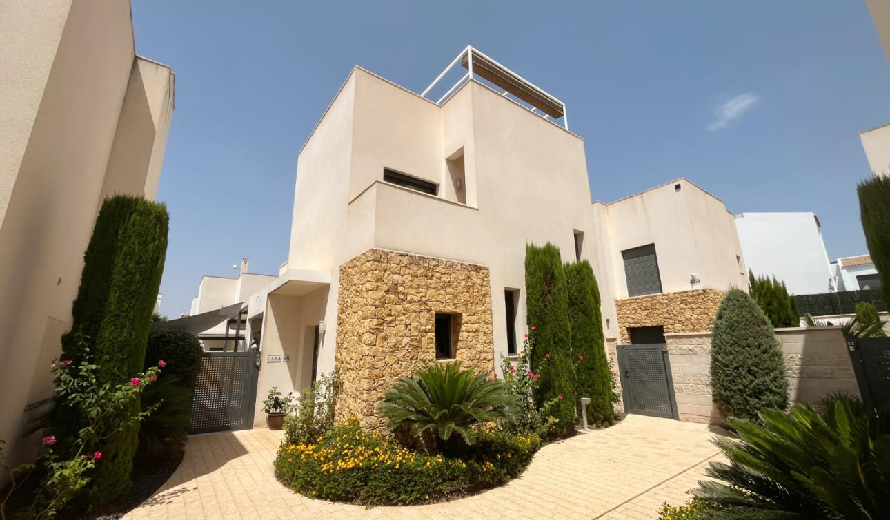 Resale - Detached Villa - Ciudad Quesada - Pueblo Bravo
