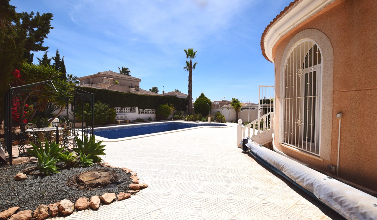 Resale - Detached Villa - Ciudad Quesada - Pueblo Bravo