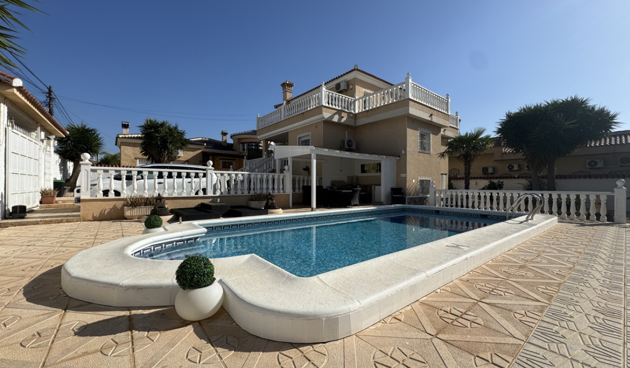 Resale - Detached Villa - Ciudad Quesada
