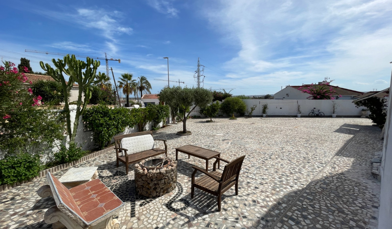 Resale - Detached Villa - Ciudad Quesada