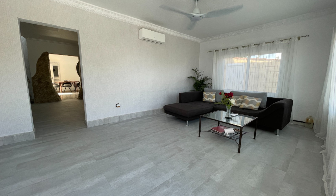 Resale - Detached Villa - Ciudad Quesada