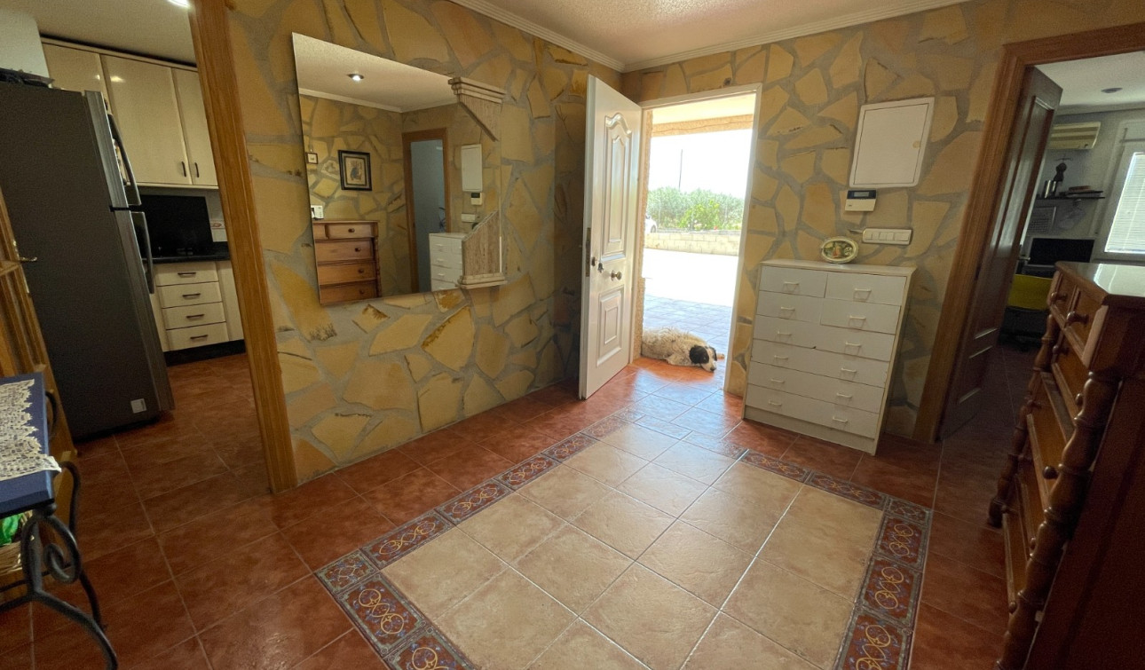 Resale - Detached Villa - Crevillente