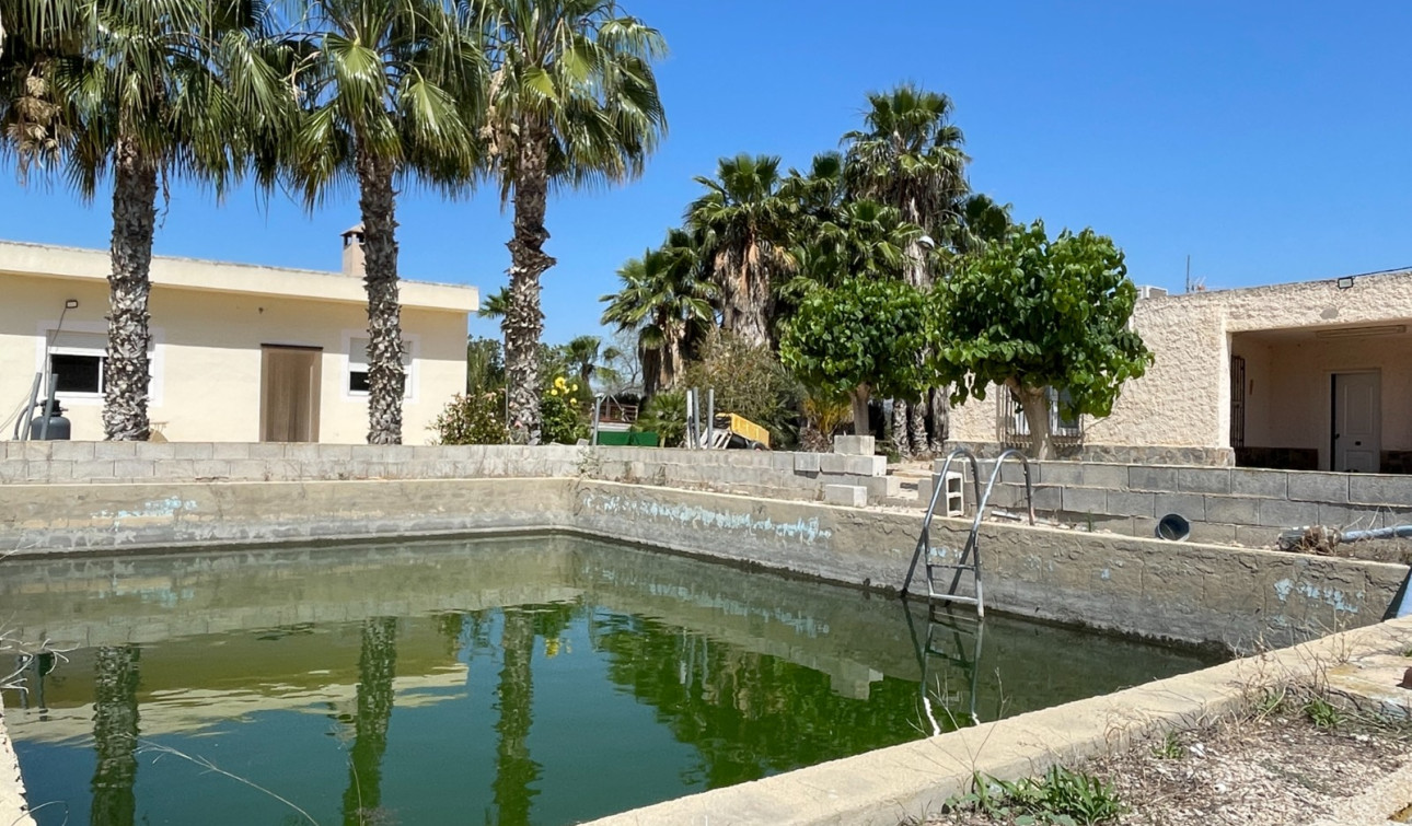 Resale - Detached Villa - Crevillente