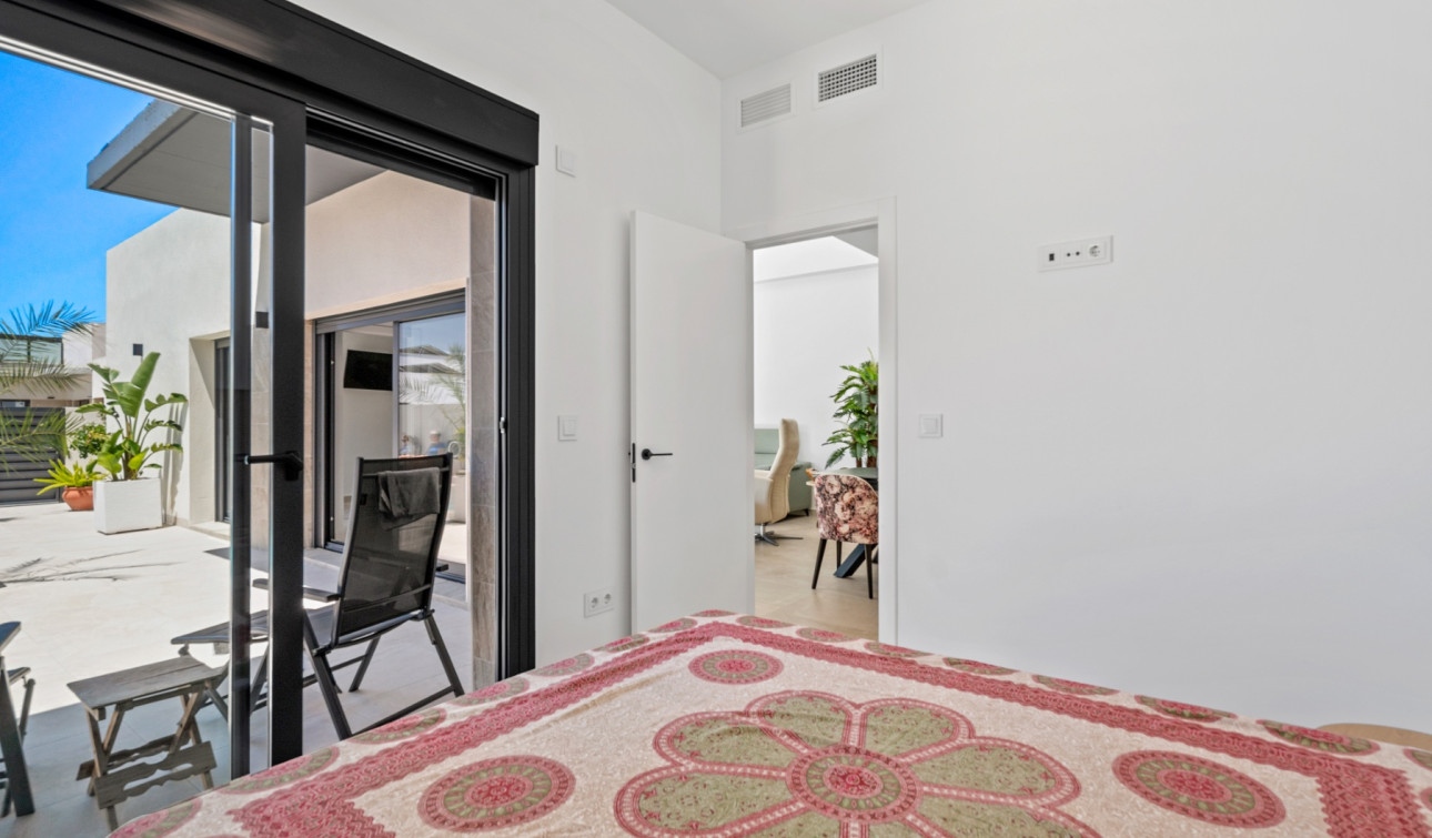 Resale - Detached Villa - Daya Nueva - Costa Blanca South