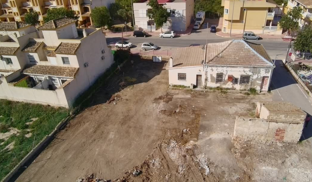 Resale - Detached Villa - Daya Nueva