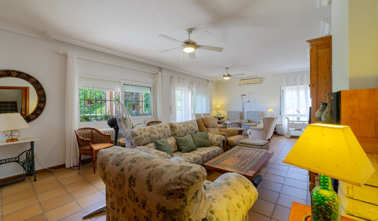 Resale - Detached Villa - Dehesa de Campoamor - Campoamor