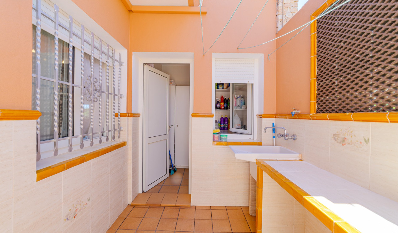 Resale - Detached Villa - Dehesa de Campoamor - Campoamor