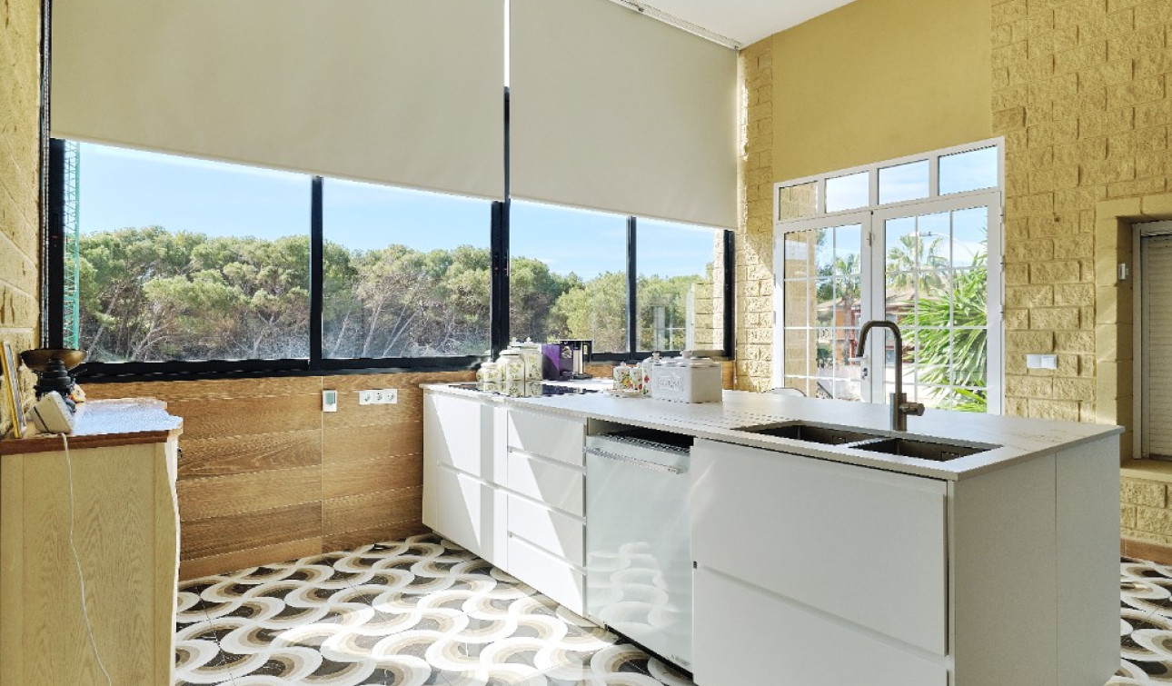 Resale - Detached Villa - Dehesa de Campoamor