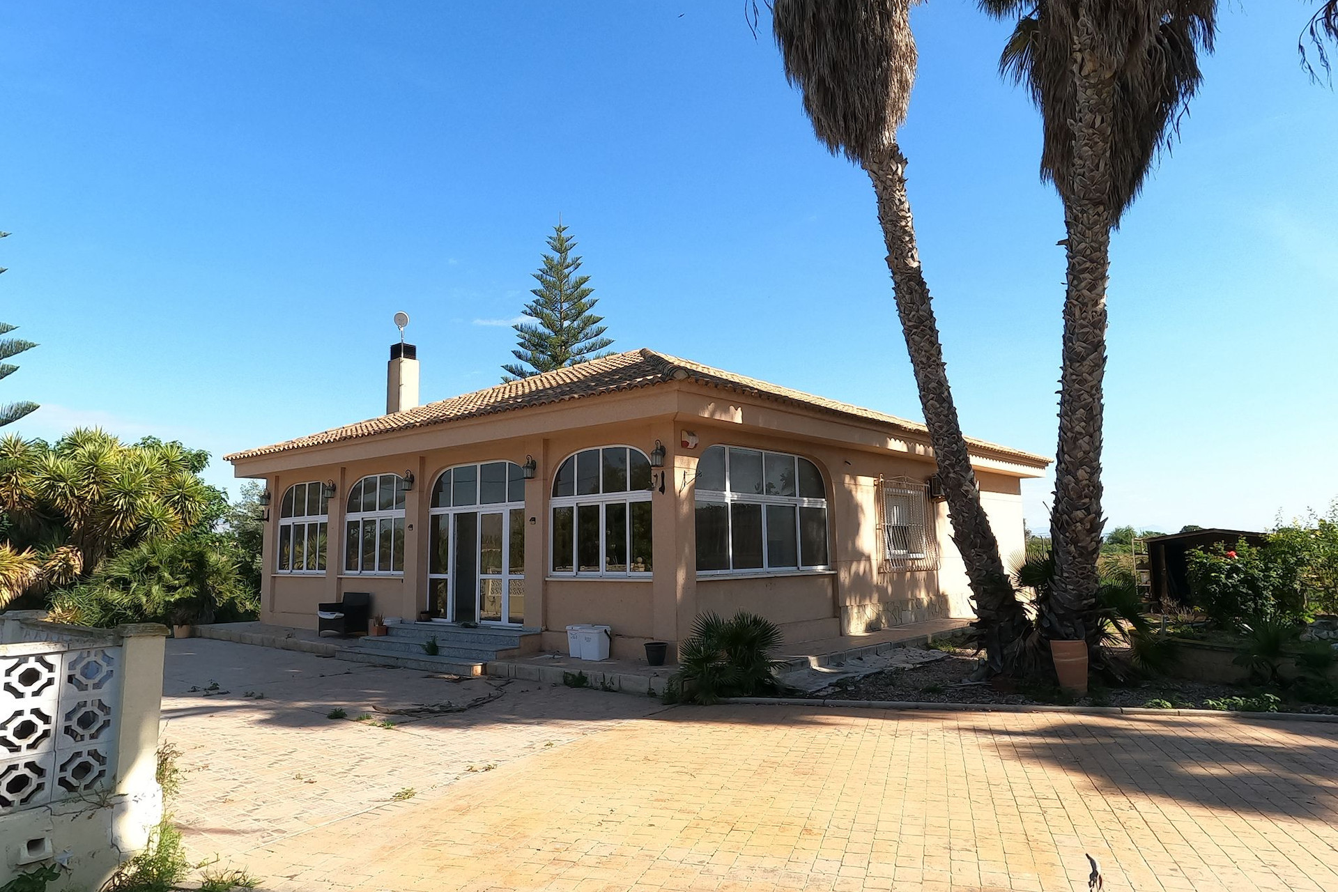 Resale - Detached Villa - Dolores
