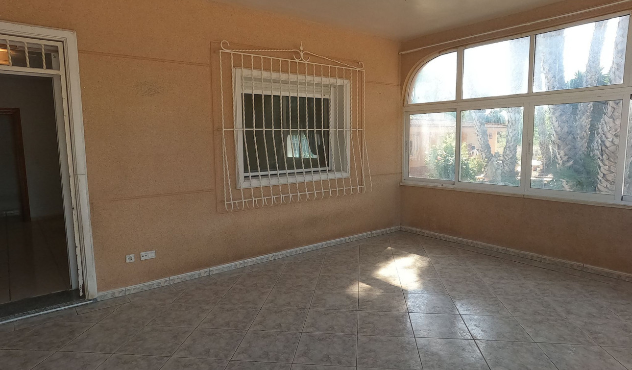 Resale - Detached Villa - Dolores
