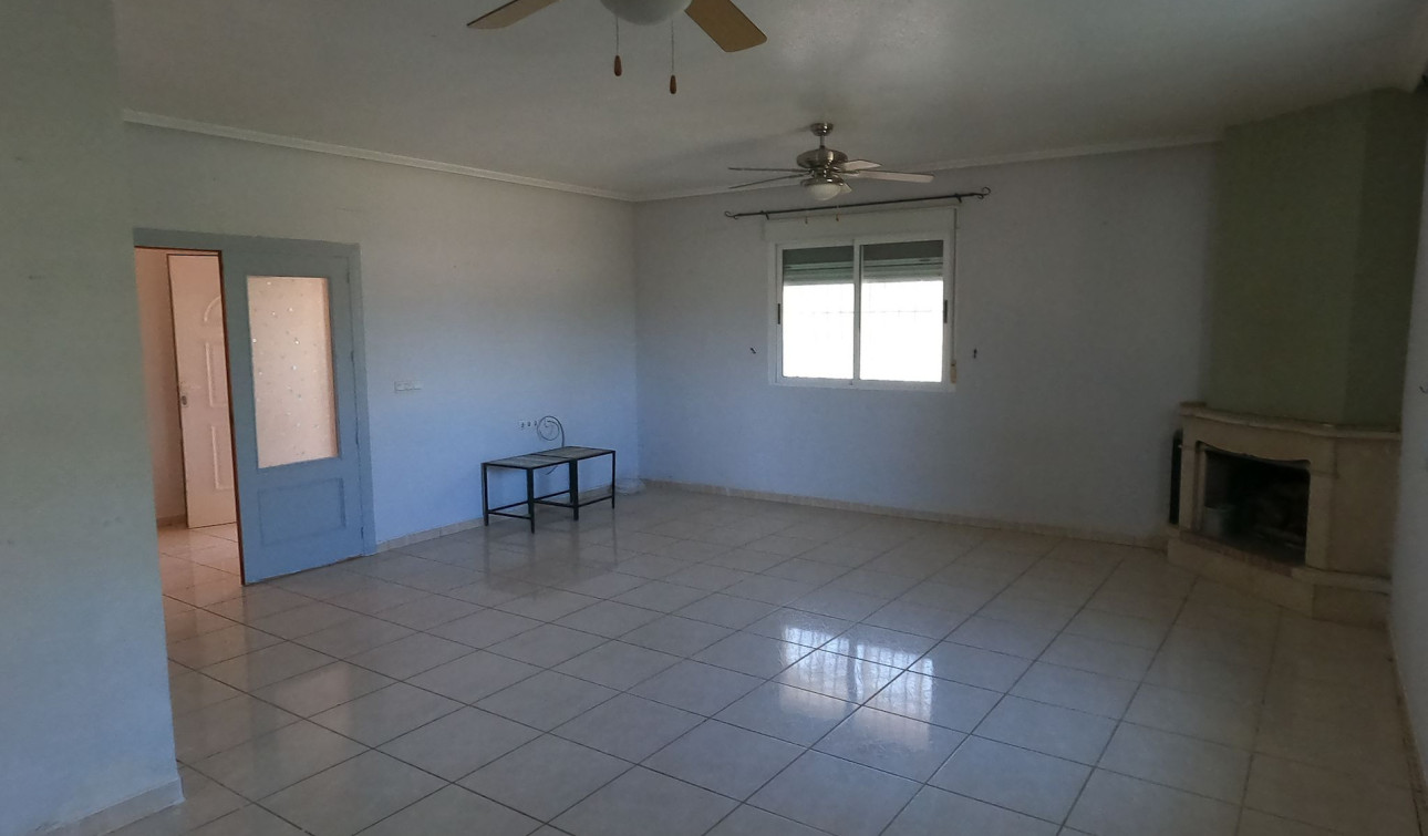Resale - Detached Villa - Dolores