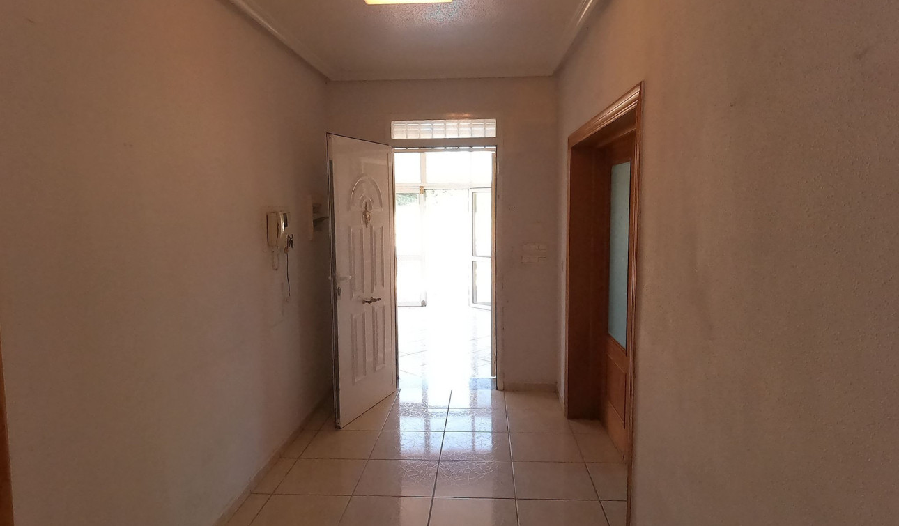 Resale - Detached Villa - Dolores