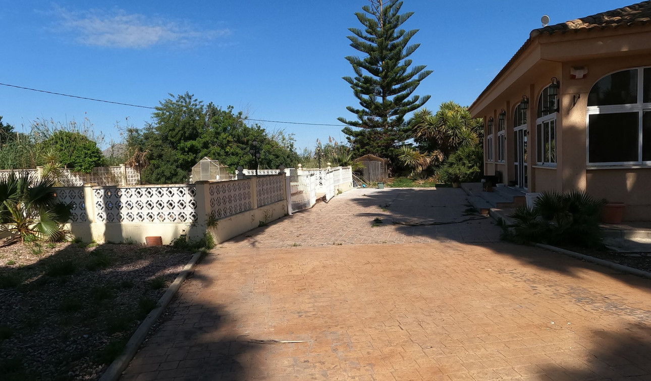 Resale - Detached Villa - Dolores