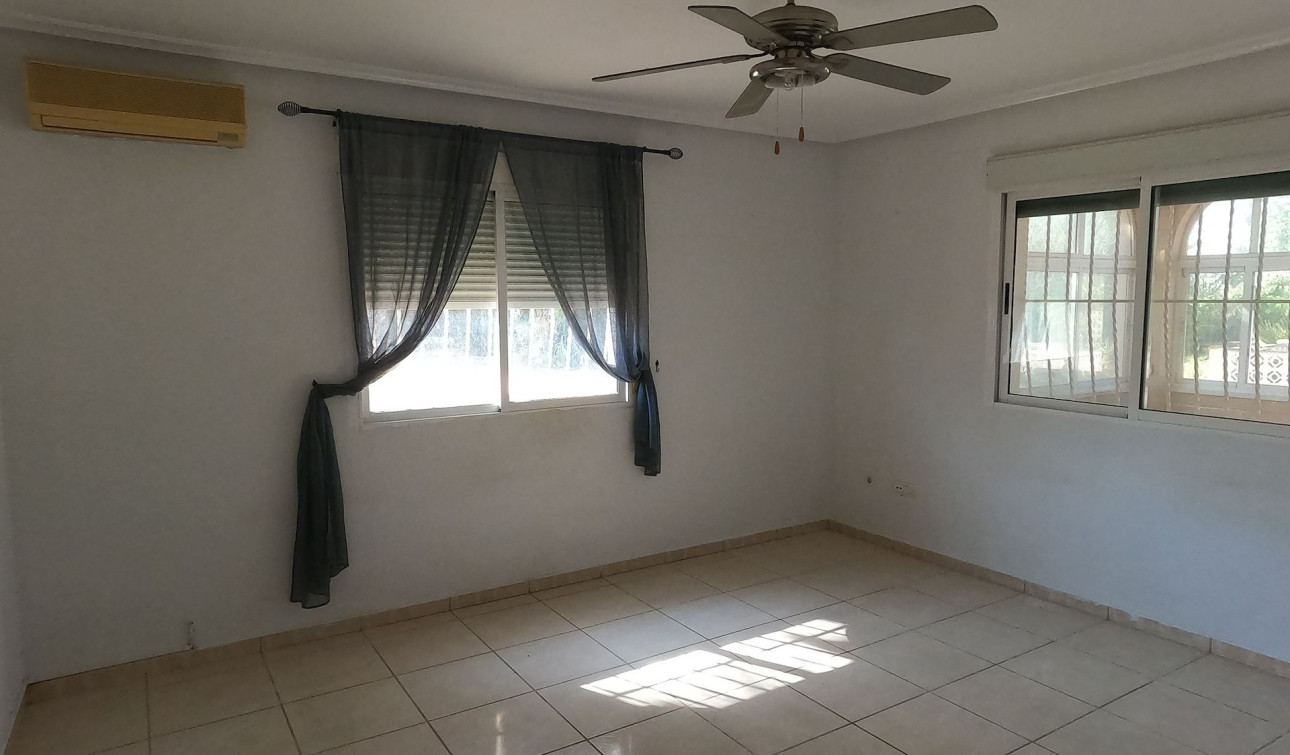 Resale - Detached Villa - Dolores