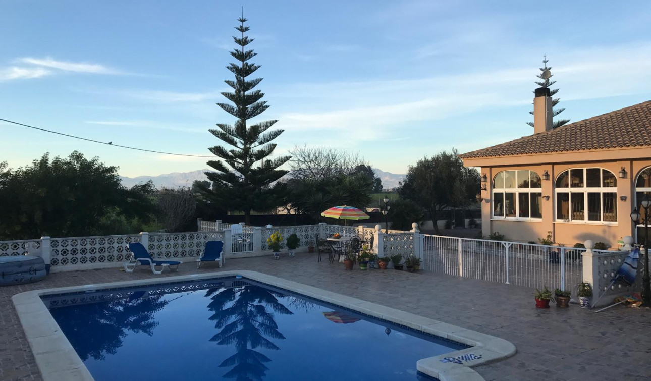 Resale - Detached Villa - Dolores