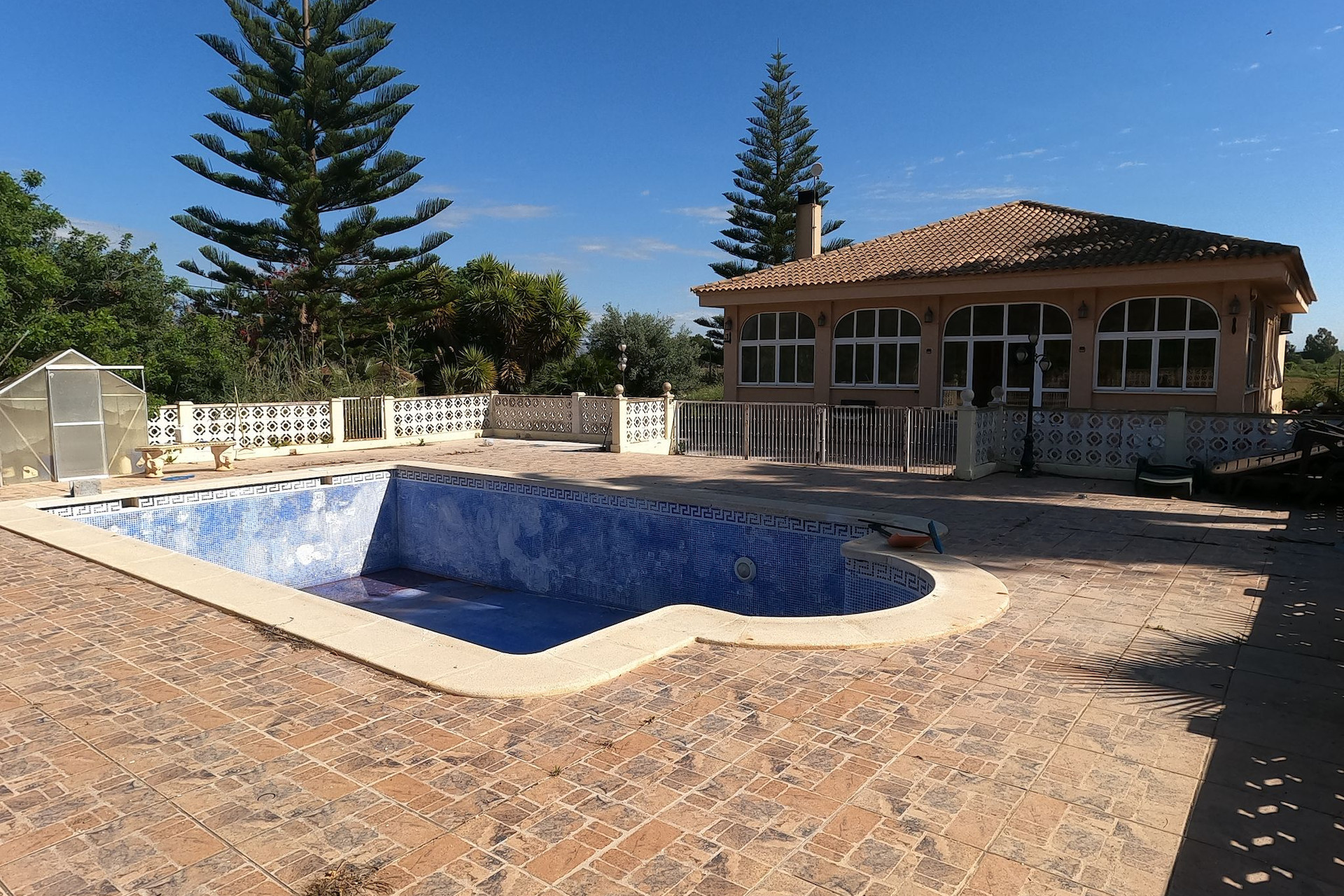 Resale - Detached Villa - Dolores