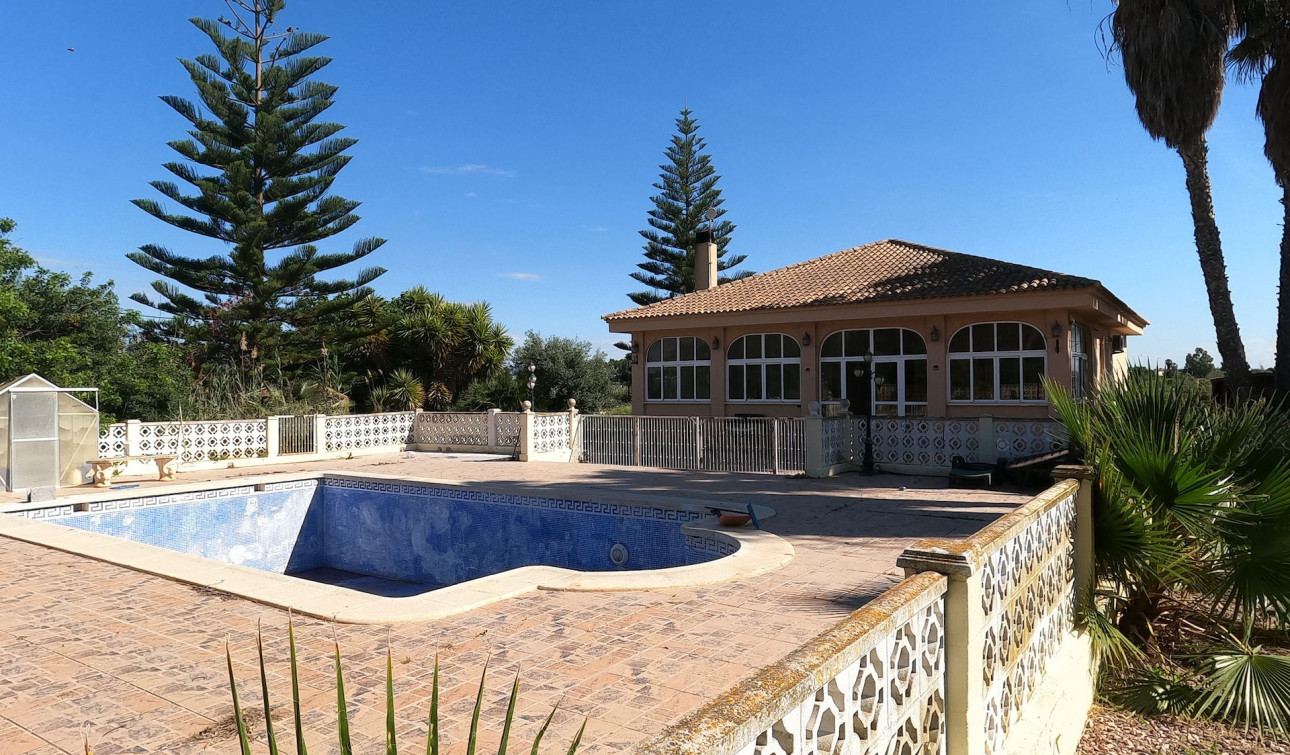 Resale - Detached Villa - Dolores