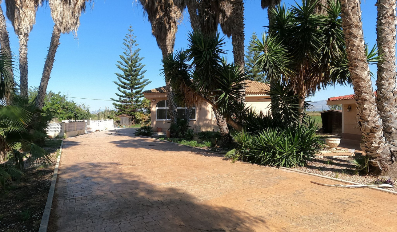Resale - Detached Villa - Dolores