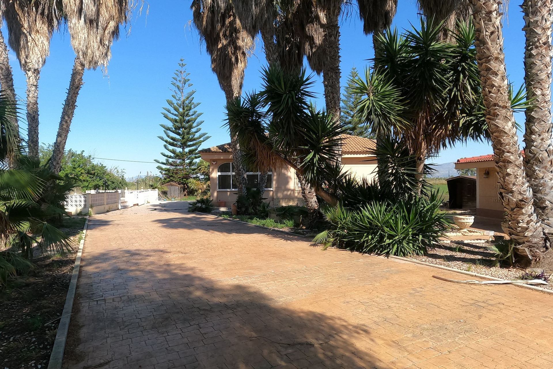 Resale - Detached Villa - Dolores