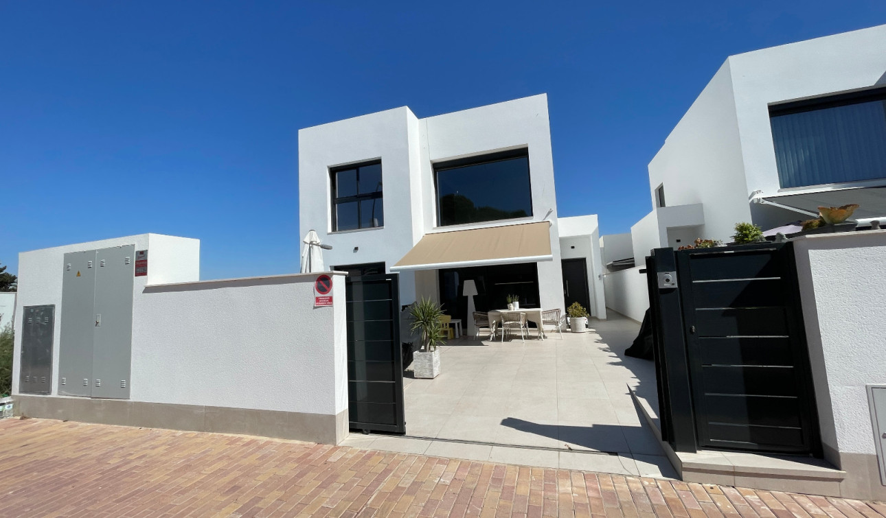 Resale - Detached Villa - Formentera del Segura - Pueblo