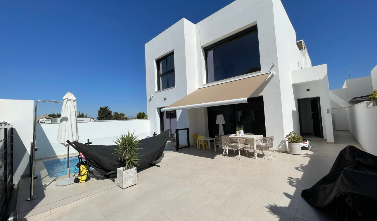 Resale - Detached Villa - Formentera del Segura - Pueblo