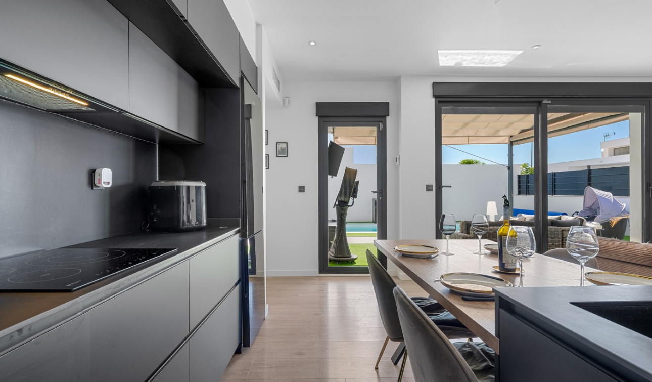 Resale - Detached Villa - Fortuna - Urbanizacion Las Kalendas
