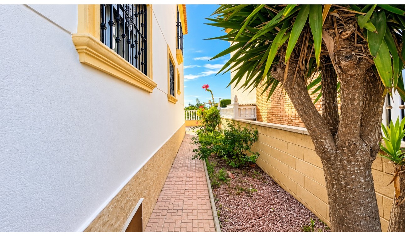 Resale - Detached Villa - Guardamar del Segura - El Raso