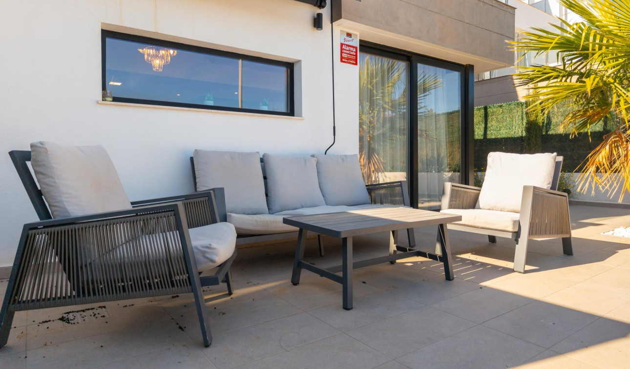 Resale - Detached Villa - Guardamar del Segura - EL RASO