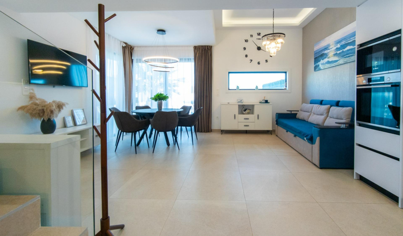Resale - Detached Villa - Guardamar del Segura - EL RASO