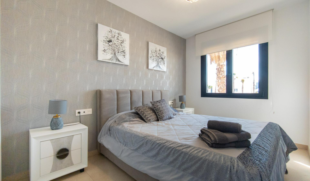 Resale - Detached Villa - Guardamar del Segura - EL RASO