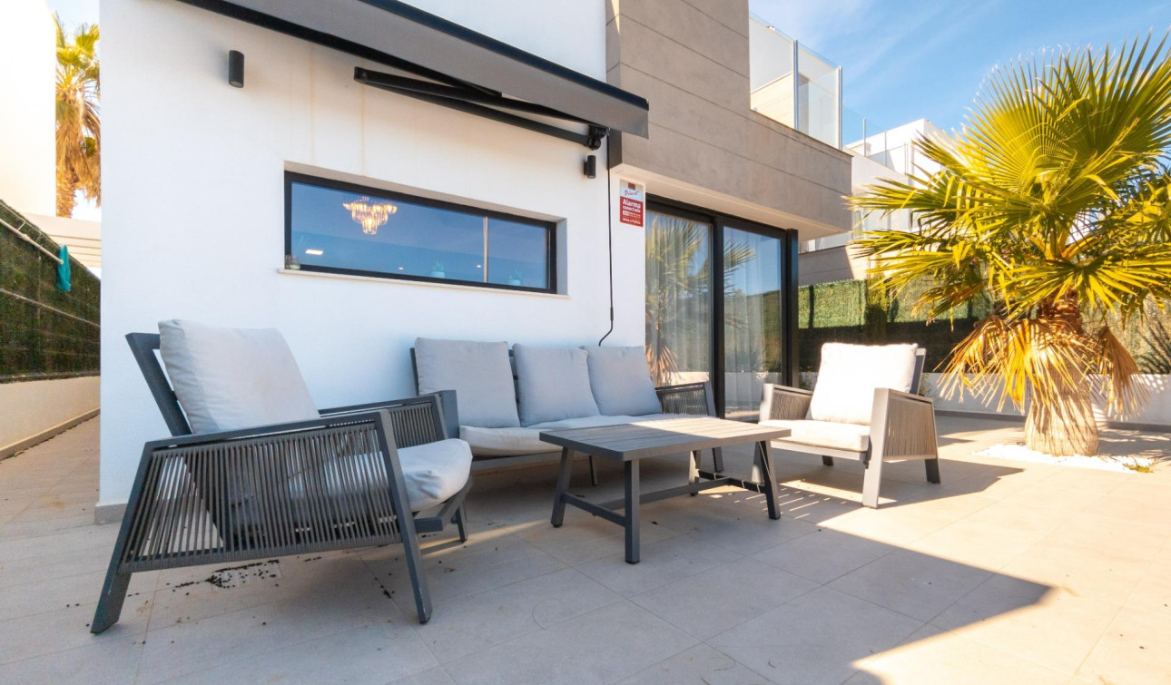 Resale - Detached Villa - Guardamar del Segura - EL RASO