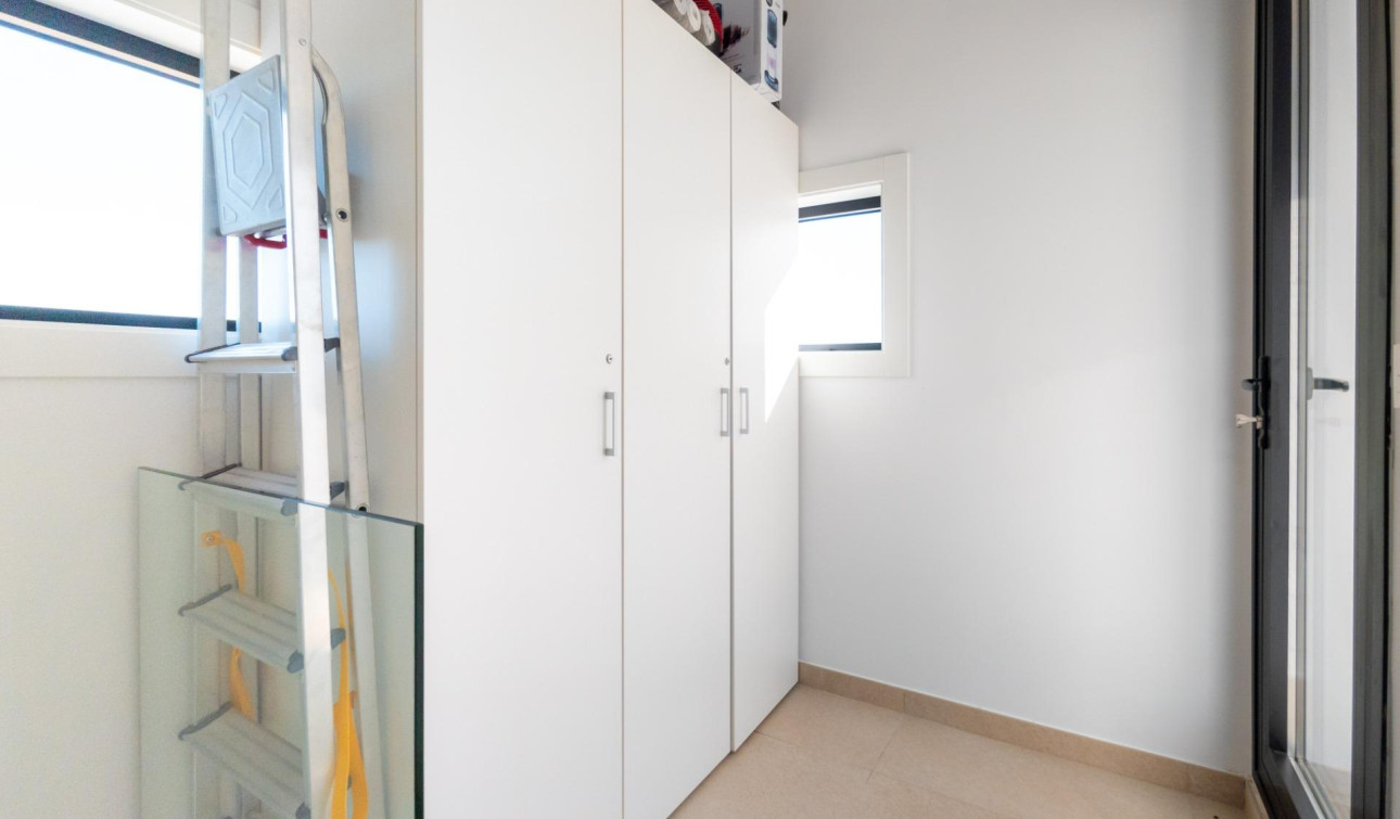 Resale - Detached Villa - Guardamar del Segura - EL RASO