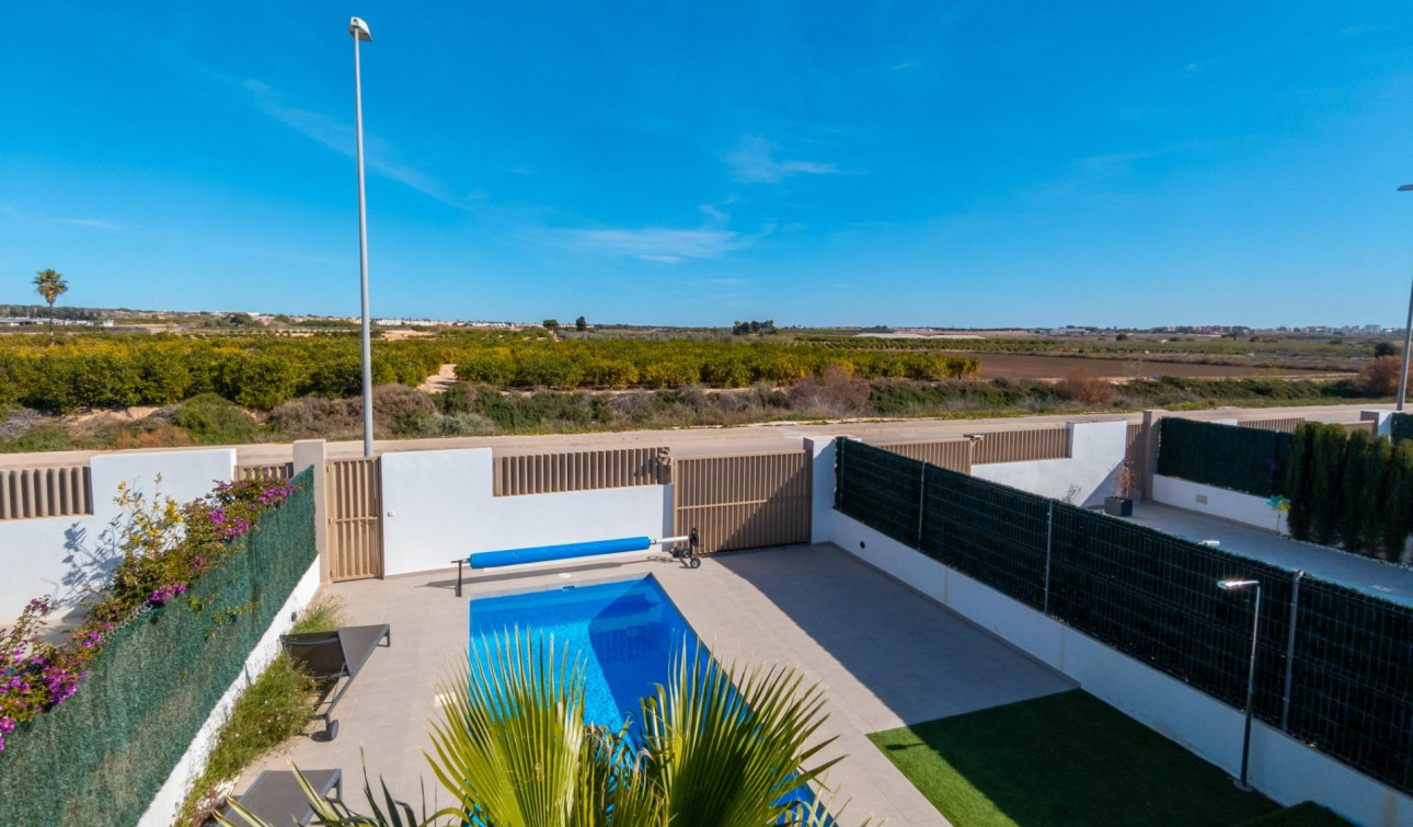 Resale - Detached Villa - Guardamar del Segura - EL RASO