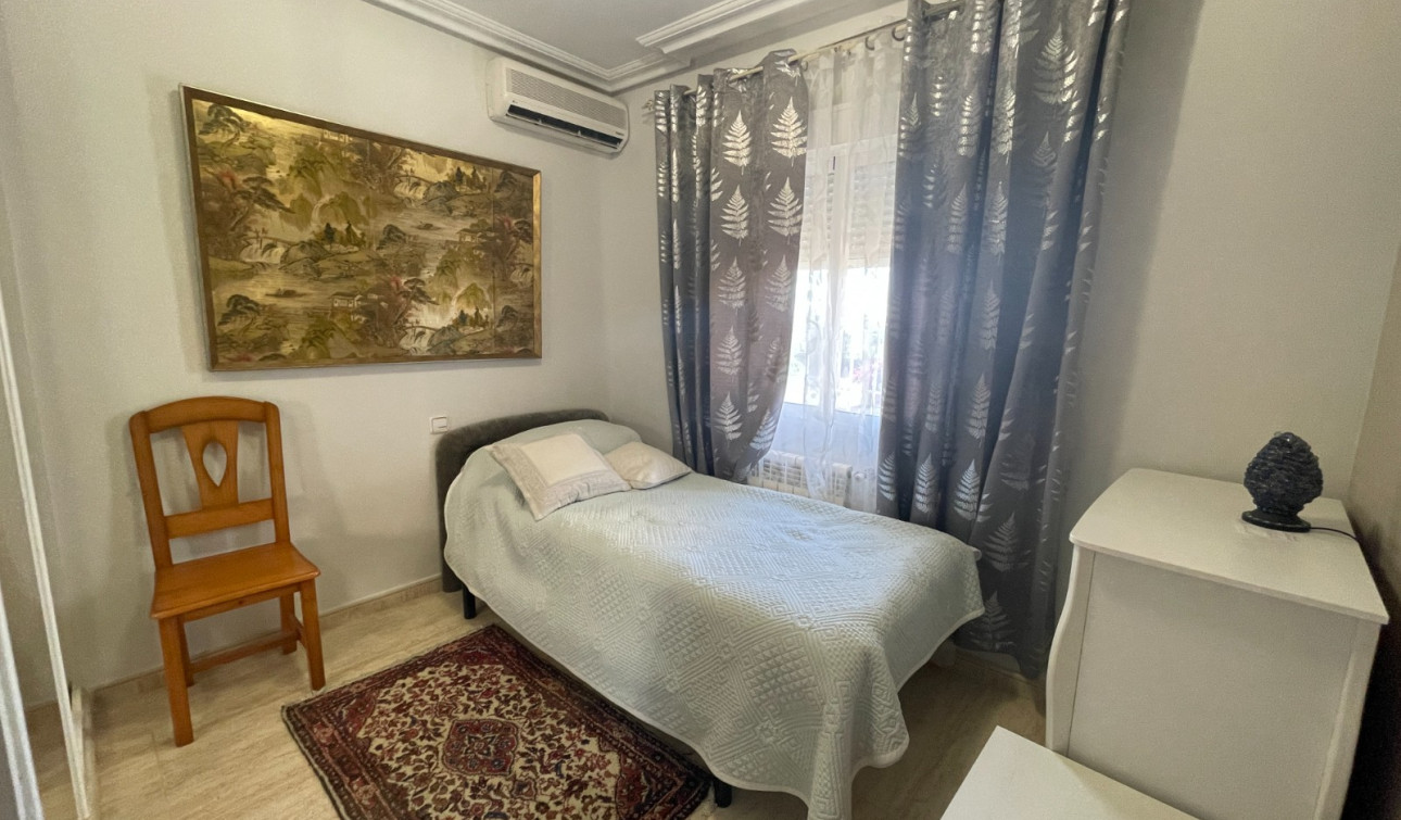 Resale - Detached Villa - Guardamar del Segura