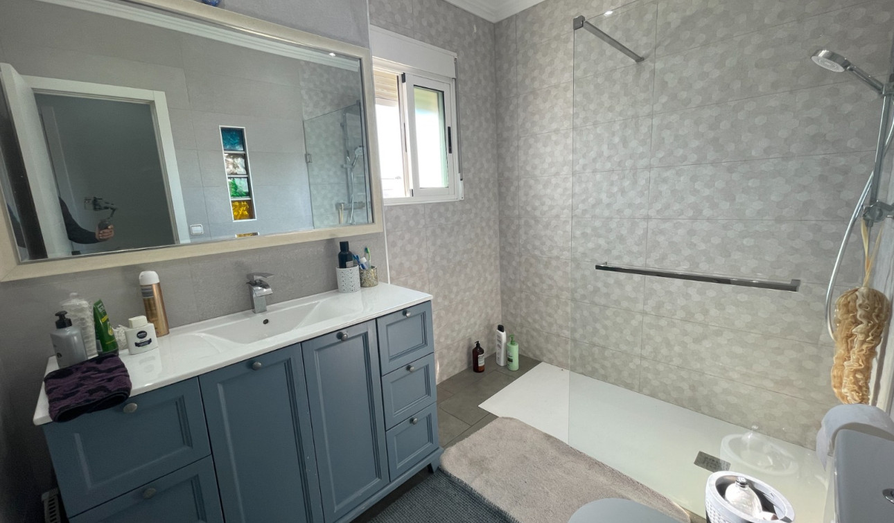 Resale - Detached Villa - Guardamar del Segura