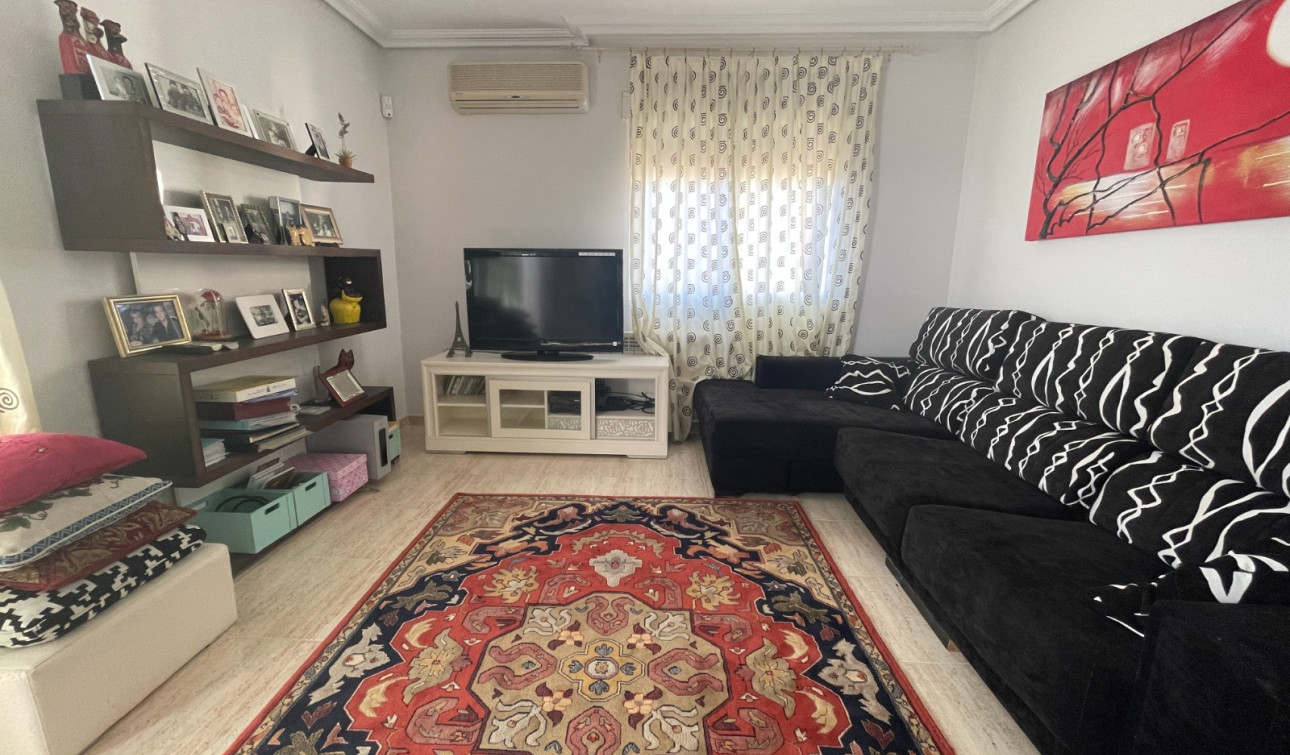 Resale - Detached Villa - Guardamar del Segura