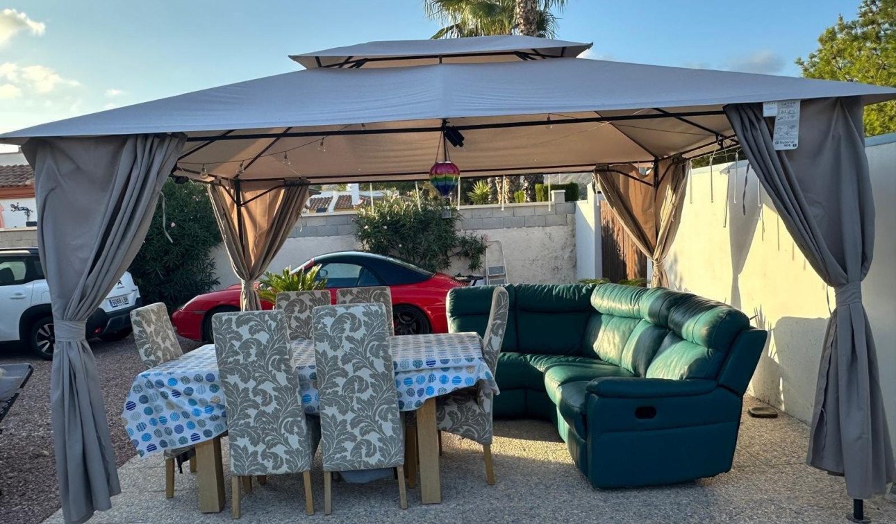 Resale - Detached Villa - Hondón de las Nieves - Urbaniz La Montañosa