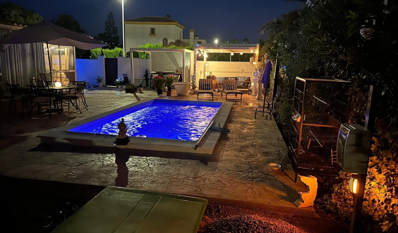 Resale - Detached Villa - Hondón de las Nieves - Urbaniz La Montañosa