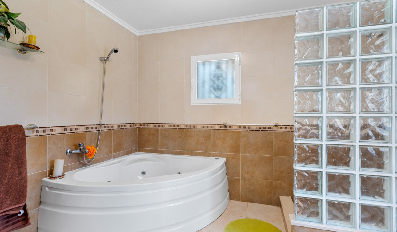 Resale - Detached Villa - Jacarilla