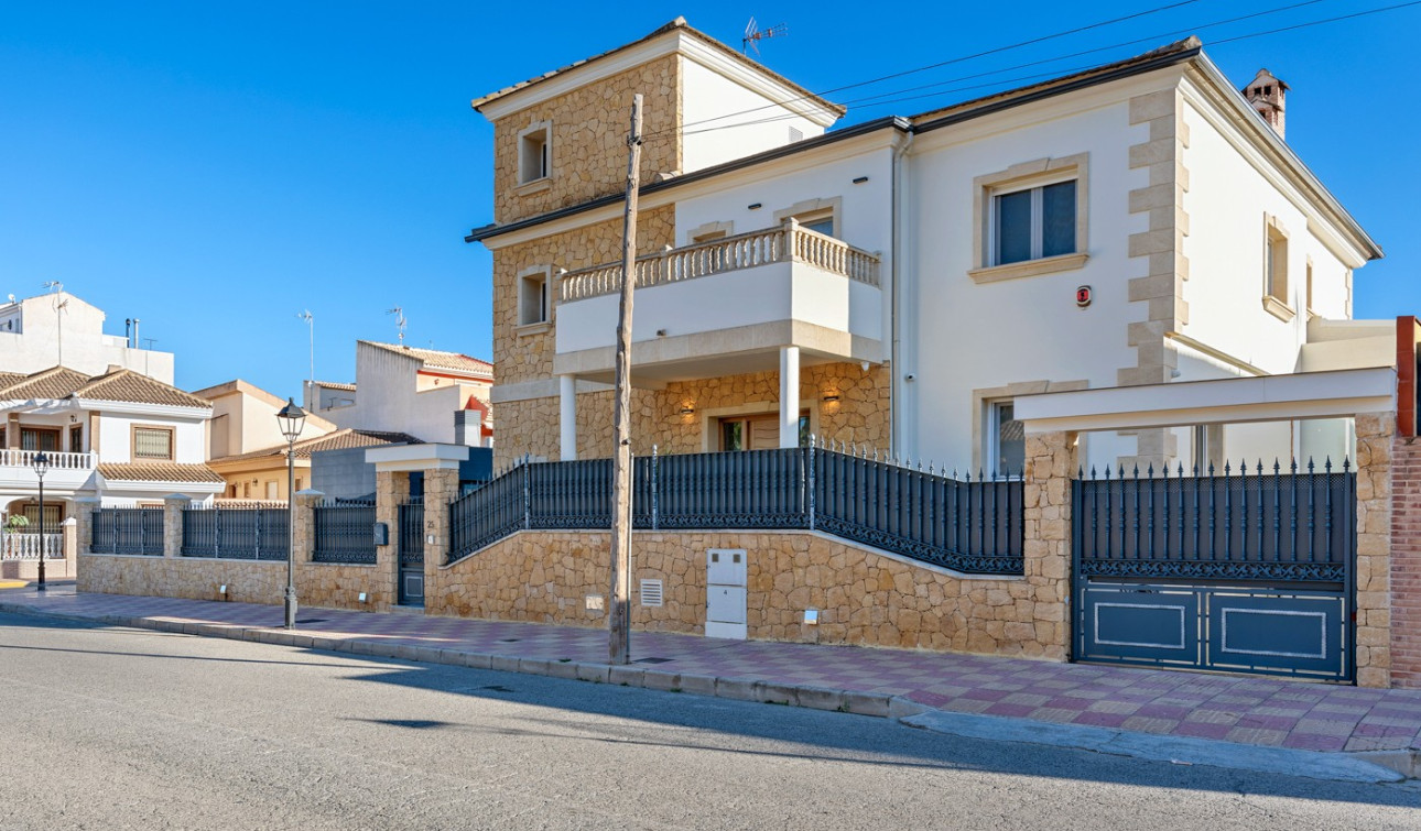 Resale - Detached Villa - Jacarilla