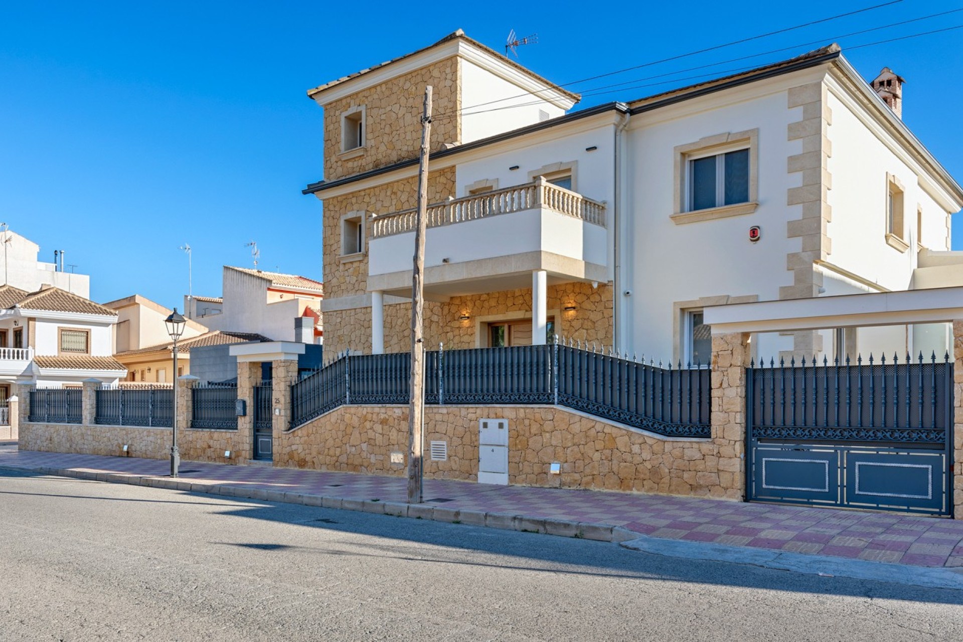 Resale - Detached Villa - Jacarilla